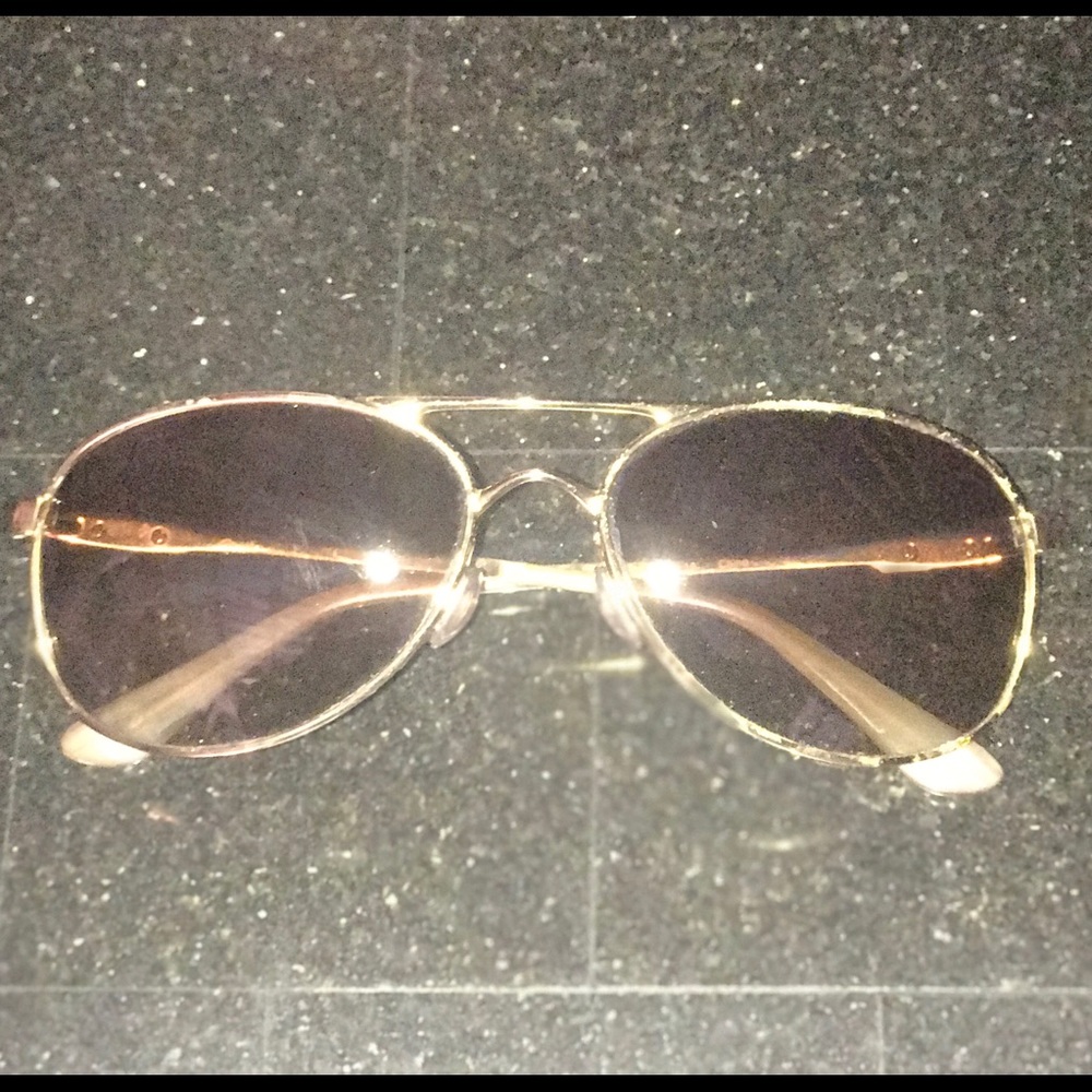 Men’s Oakley sunglasses